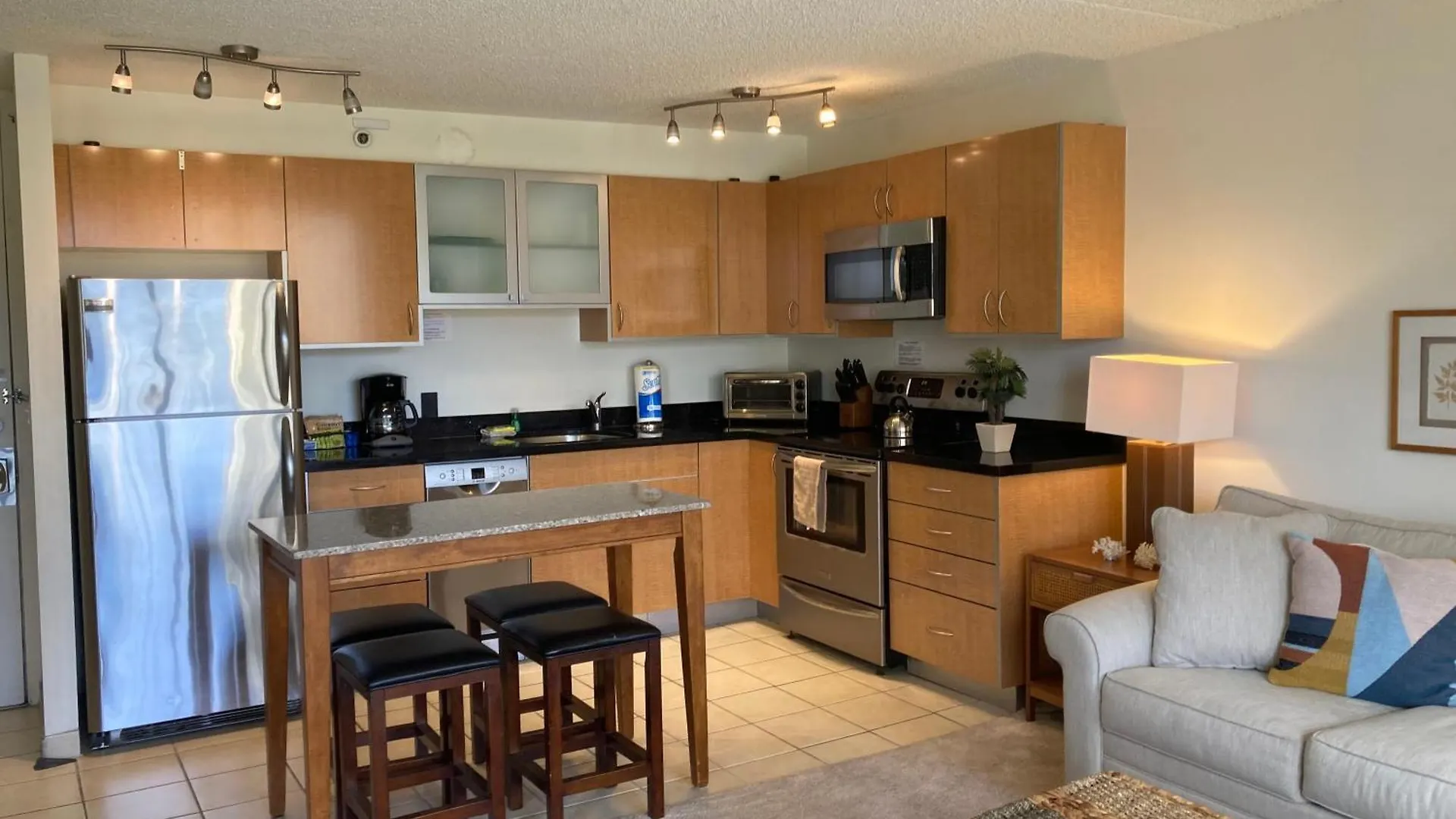 Sunny Waikiki Escape Just Steps To Beach, Views, & Full Kitchen Comfort location